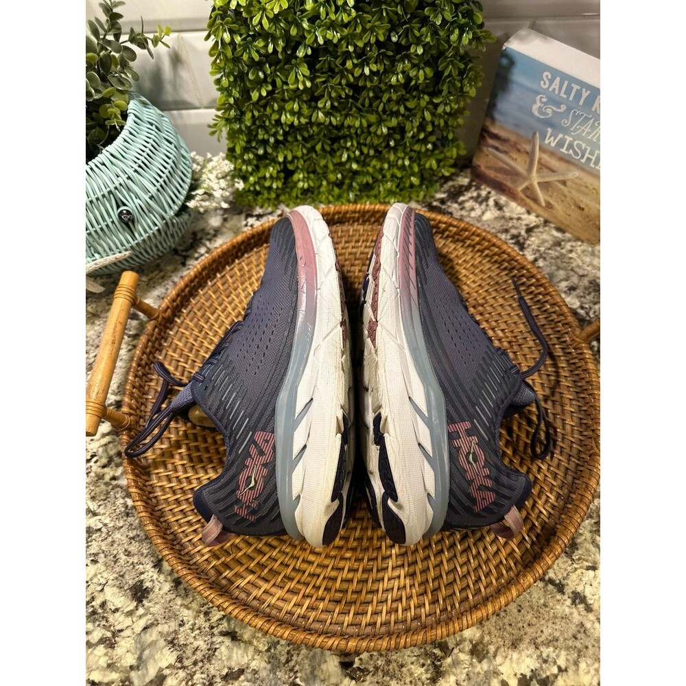 Hoka Sneakers Size 8.5 D Wide - Picture 3 of 12